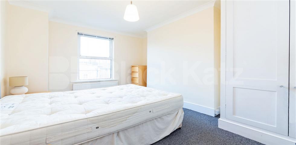 			1 Bedroom, 1 bath, 1 reception Flat			 Fulham High Street, FULHAM 